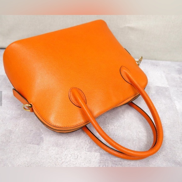 $3 Start on Luxury bags wallet and scarf. 10/06/25 - Picture 3 of 4